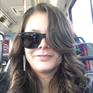 Meet your Posher, Sallie